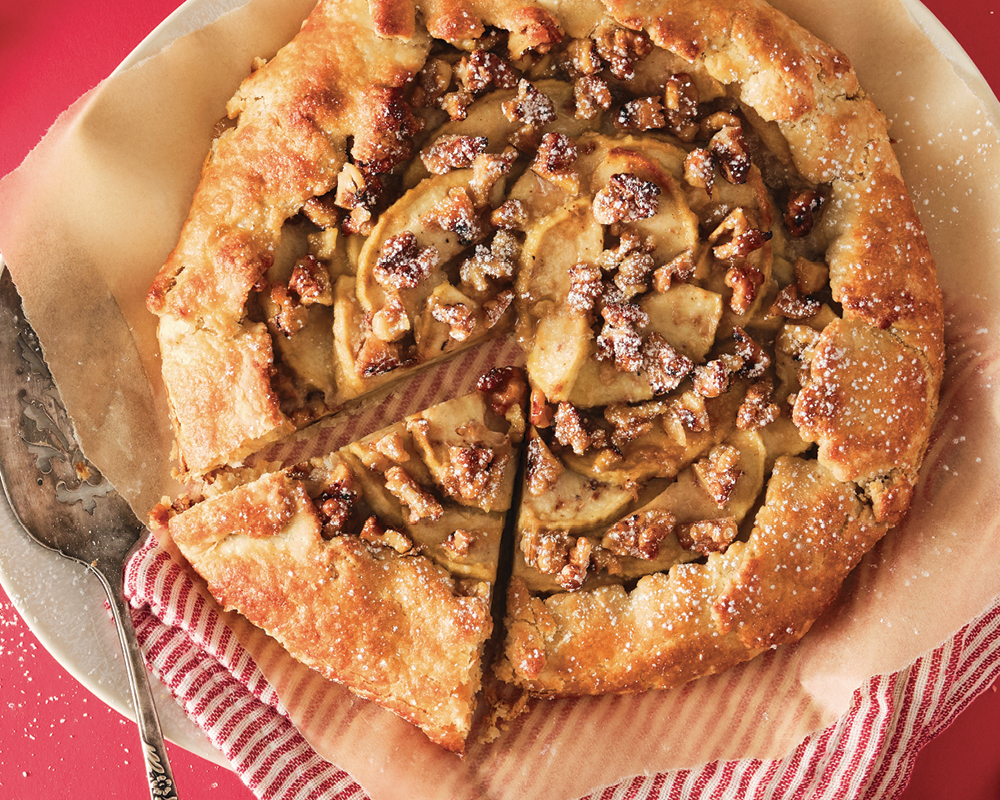 Apple walnut crostata